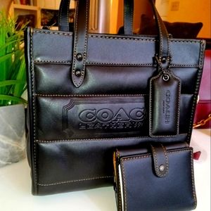 Coach Pillow Field Tote 22 with wallet